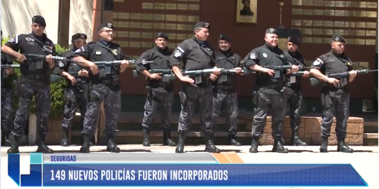 149 nuevos policias fueron incorporados