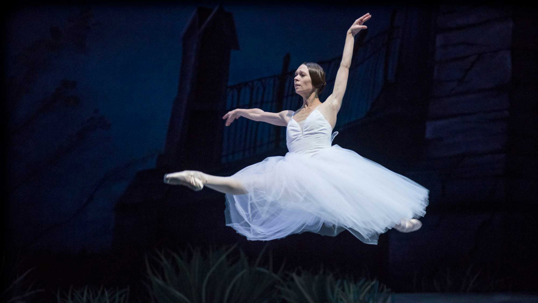 Con el ballet "Giselle", celebran el Día Mundial de la Danza