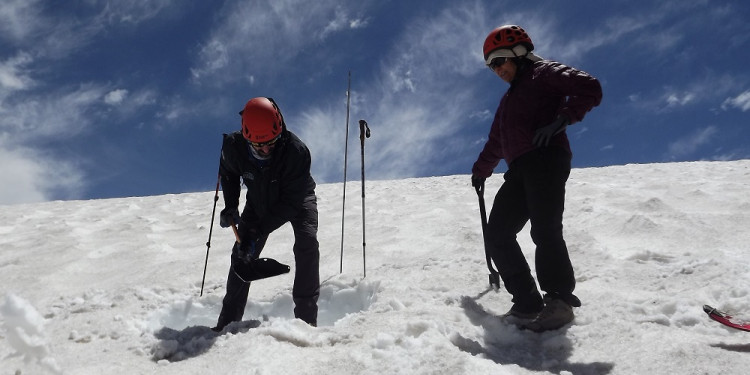 El glaciar Azufre, el calentamiento global y un viaje hacia un futuro incierto