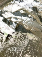 Detectan por primera vez agua tibia bajo un glaciar de la Antártida