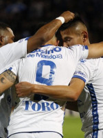 El Tomba venció al Cuervo sobre la hora