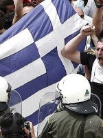 Para evitar el default, Grecia despedirá a 20 mil empleados públicos