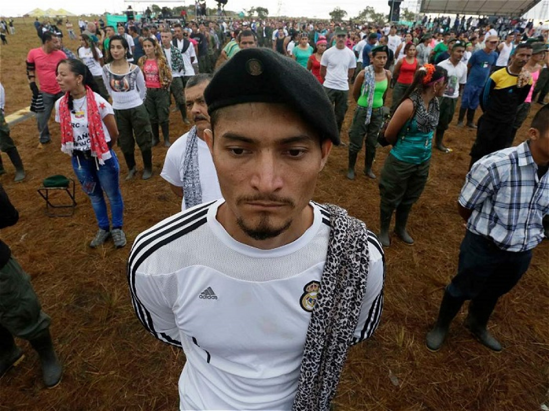 X Conferencia de las FARC: de civil y sin armas