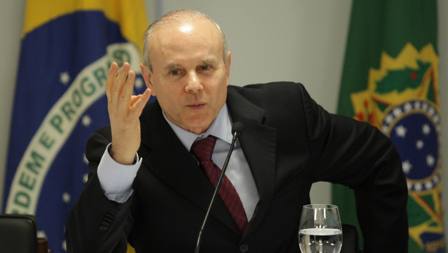 imagen Detienen al ministro de Hacienda de Lula y Rousseff por corrupción en Petrobras