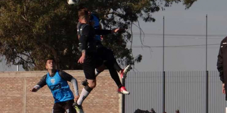 Gimnasia recupera lesionados y se prepara para recibir al Funebrero