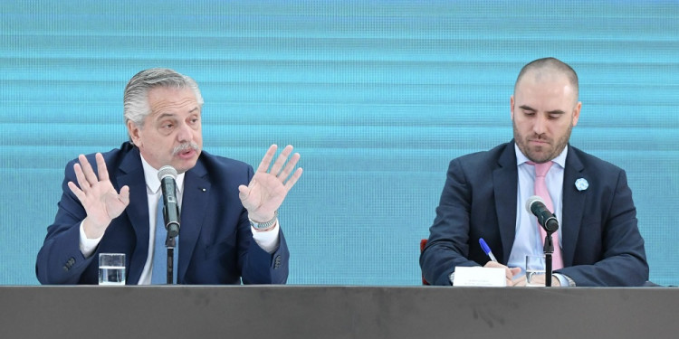 En busca de mayor inversión, el Gobierno abre el acceso a divisas para la industria hidrocarburífera 