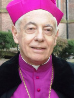Monseñor Aguer: "El subsidio está bien porque las limosnas son miserables"