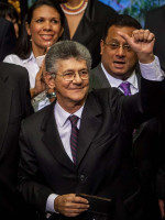 La oposición asumió el control del parlamento venezolano