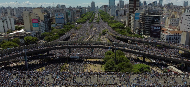 El multitudinario festejo argentino fue tapa de los medios internacionales