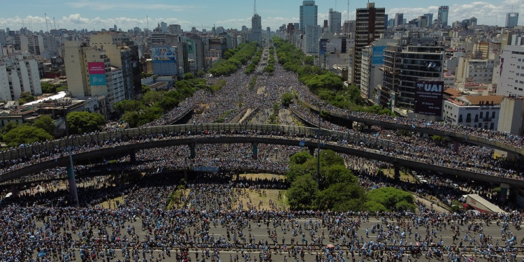 El multitudinario festejo argentino fue tapa de los medios internacionales