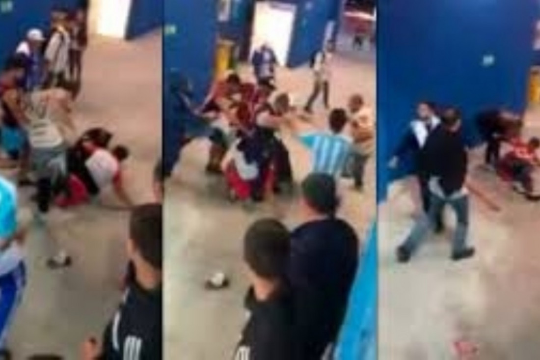 Argentina, humillada: brutal golpiza de hinchas argentinos a dos croatas