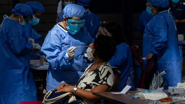 imagen Confirmaron 561 nuevas muertes y 26.053 contagios por coronavirus en Argentina