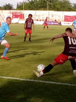 Huracán no pasó de la igualdad ante Estudiantes