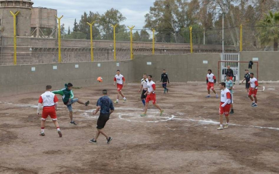 Adolfo Romero: "Estoy preparándome para ser el segundo arquero"