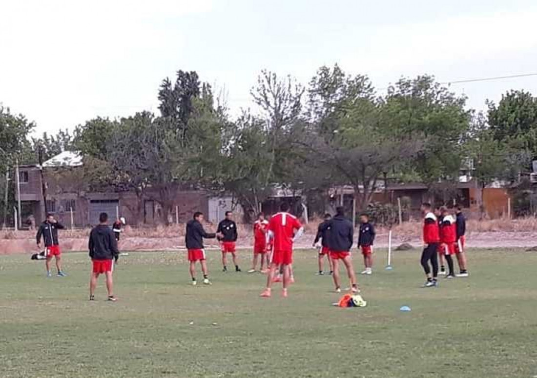 Claudio Ulloa: "Si trabajamos bien, se van a quedar los puntos acá"