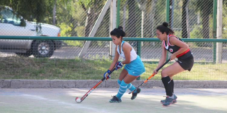 Hockey sobre césped: Victoria y clasificación de San Juan