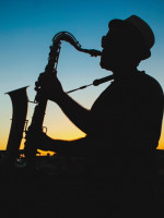Homenaje al "Gato" Barbieri de la mano del reconocido saxofonista Oscar Feldman
