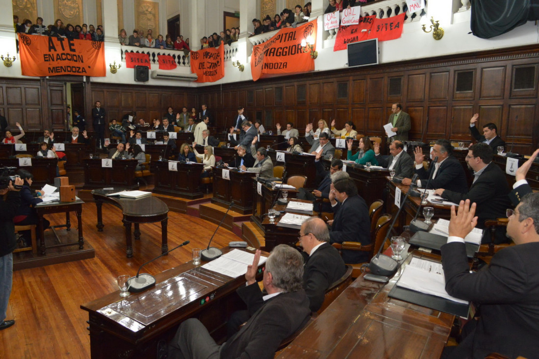 Diputados homologó el acuerdo paritario de los estatales