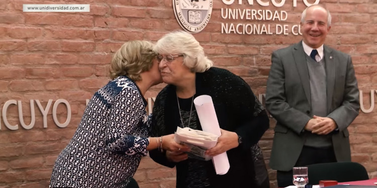 Honoris Causa Elvira Narvaja