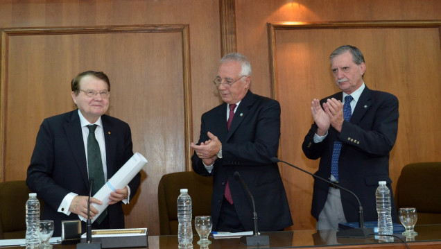 imagen Luc Montagnier: la universidad como ámbito de investigación científica