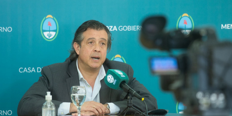 Víctor Ibañez anunció que la Provincia compensará el día a quienes trabajaron en el feriado nacional