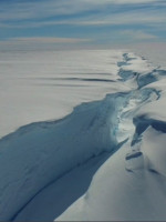 Un gigantesco iceberg 7 veces más grande que CABA se desprendió de la Antártida