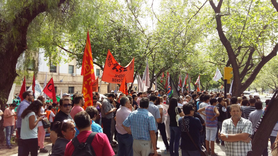 Los trabajadores del Casino retomaron el paro