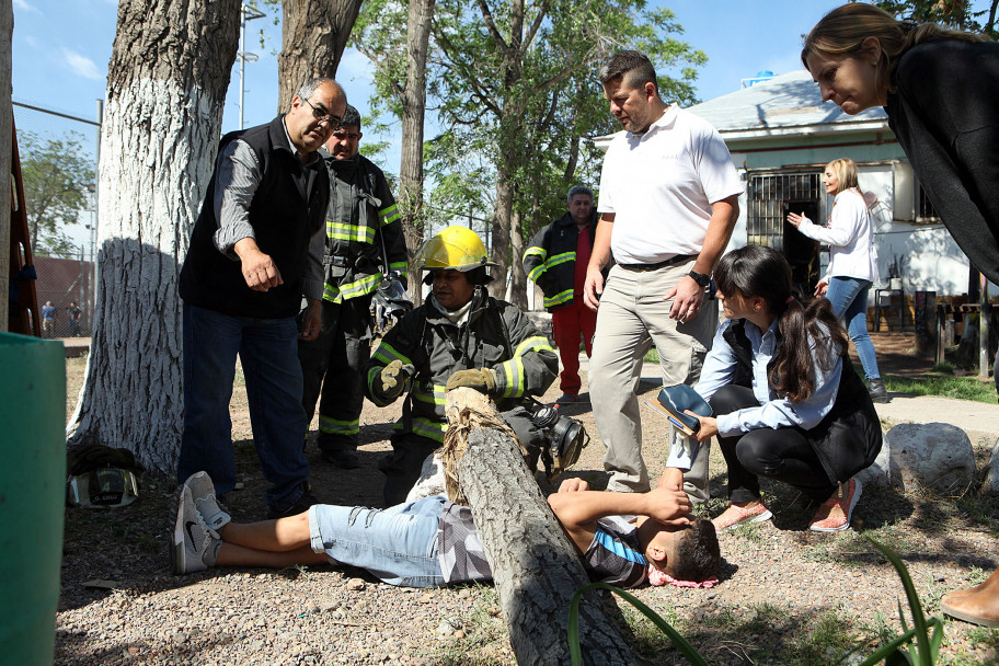 imagen Fotogalería: simulacro de terremoto con jóvenes en contexto de encierro