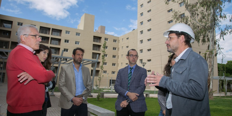 Entregarán 130 viviendas en Mendoza a través de Procrear