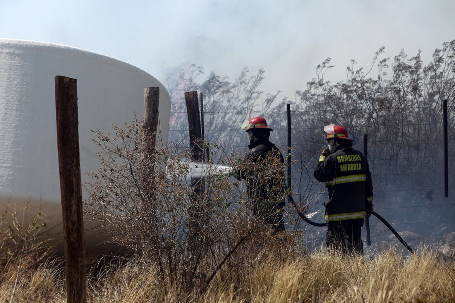 imagen Fotogalería: así quedó el Cerro Arco tras el incendio