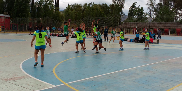 Balonmano femenino: Pusieron primera