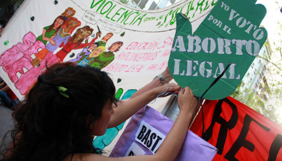 Se demora dictamen de la ley de aborto pero la discusión ya se instaló