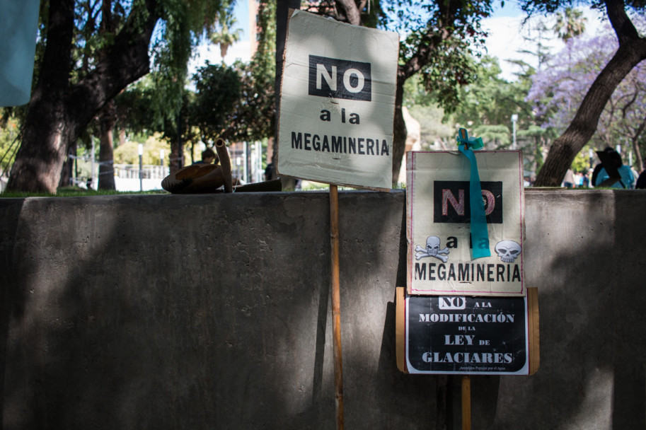 imagen Postales: concentración en rechazo de los cambios en la Ley 7722