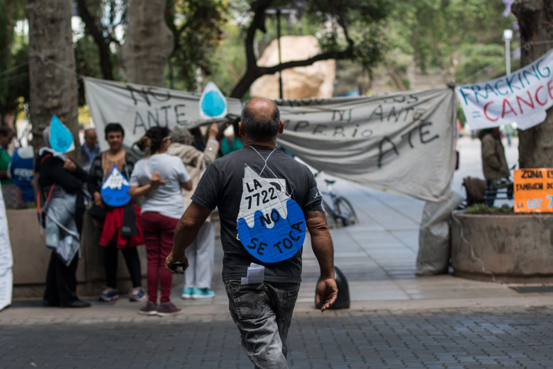 Postales: concentración en rechazo de los cambios en la Ley 7722