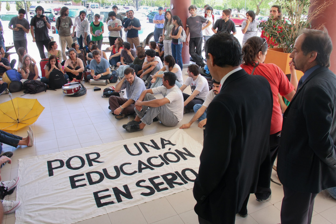 Escuela de Música UNCUYO: las versiones de un conflicto aún sin resolver