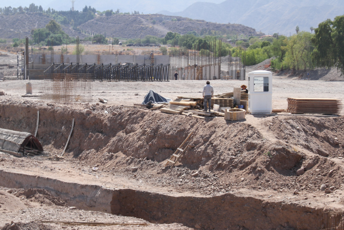 La UNCuyo analiza medidas por construcción en terrenos en litigio