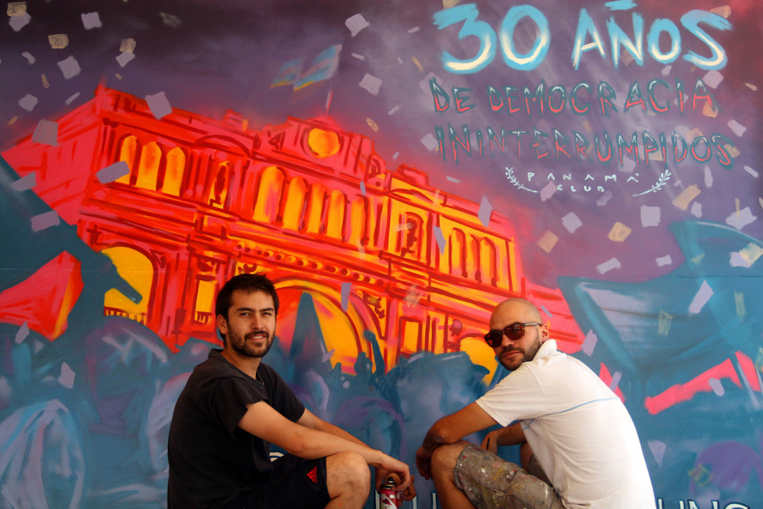 Mural que celebra 30 años de Democracia