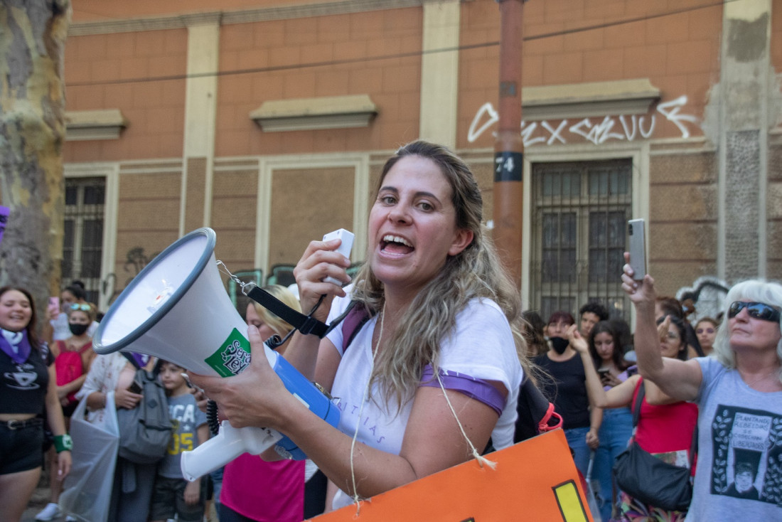 "El problema de los femicidios, de la violencia hacia las mujeres, es un problema social"