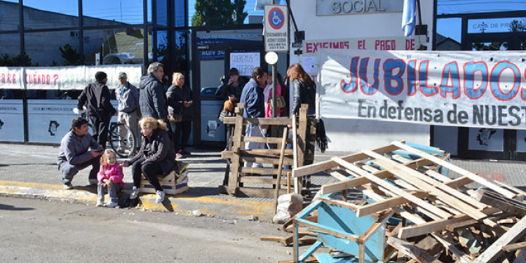 Santa Cruz: "Estamos viviendo una situación lamentable"