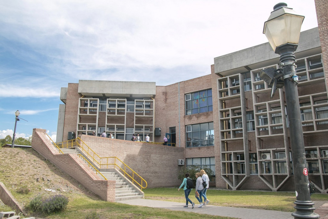 Docentes universitarios del país paran toda la semana