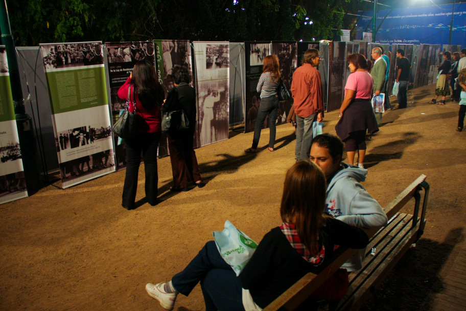 imagen Con un cierre de lujo culminó el "Americanto por la Memoria y la Justicia 2011"