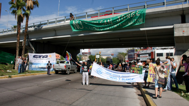 imagen Continúan las manifestaciones contra la mega minería en Mendoza