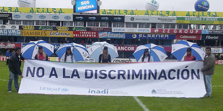 Campaña contra la Discriminación en el Fútbol
