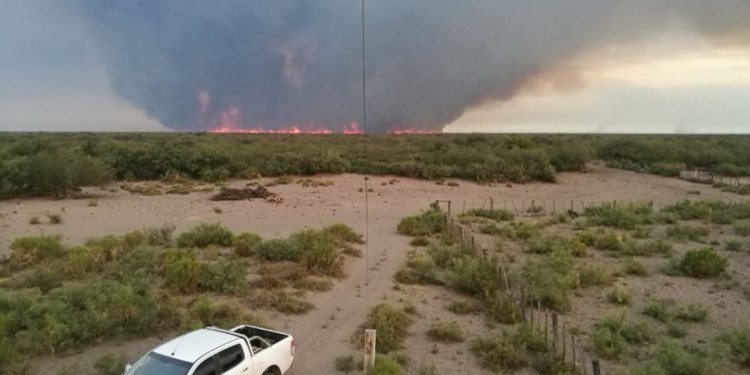 Incendios: se quemaron 130 mil hectáreas y quedan dos focos del fuego