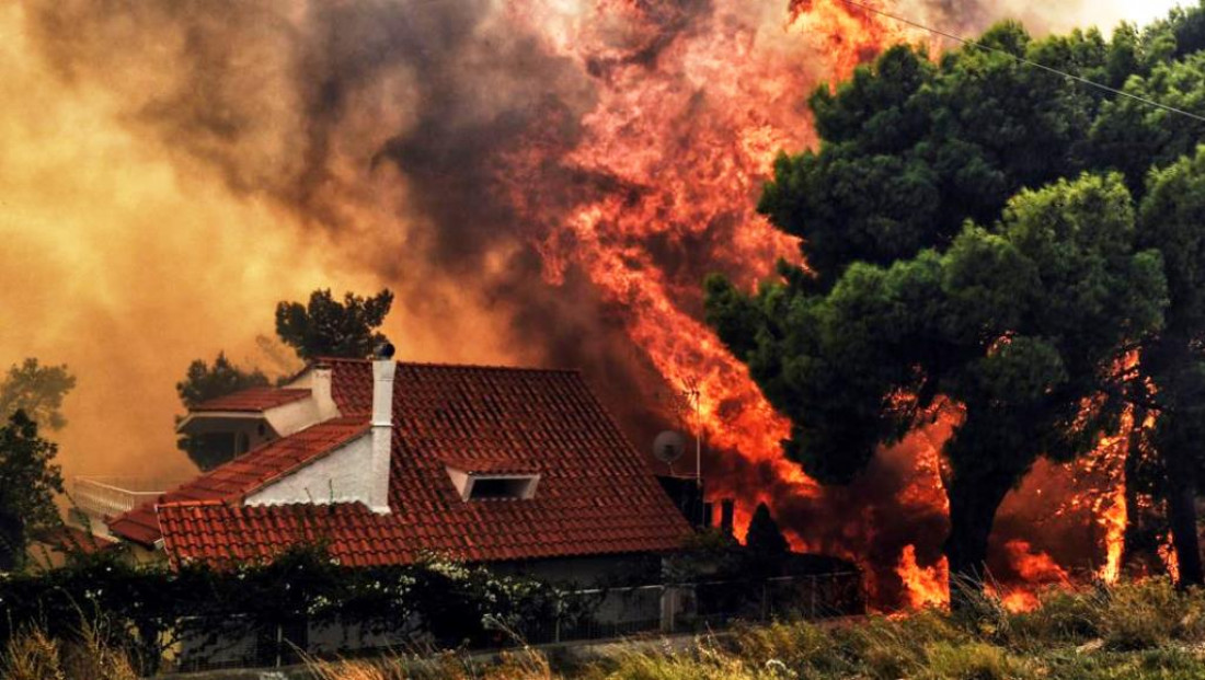Un incendio desató la peor catástrofe  en la historia de Grecia
