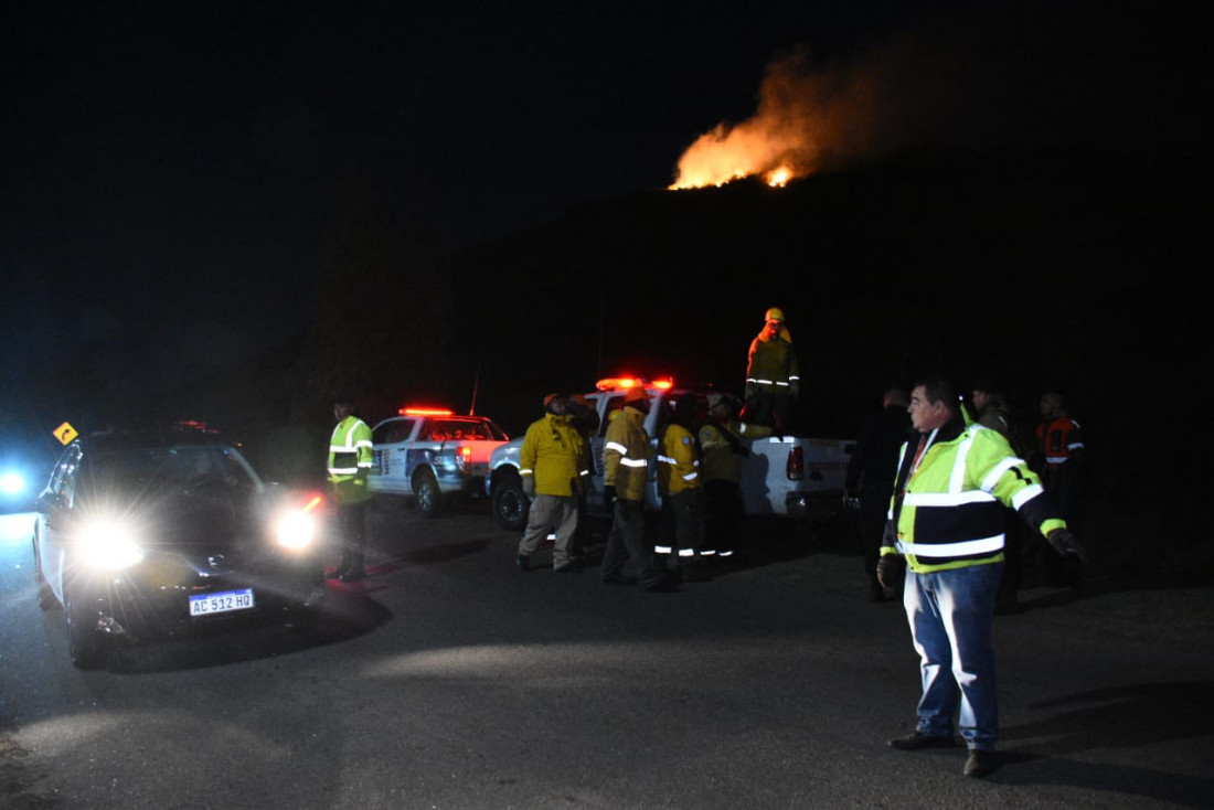 Extinguieron los incendios en El Volcán y Potrero de los Funes