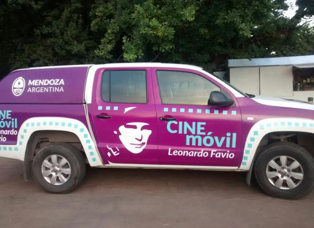 Cine Móvil "Leonardo Favio" 