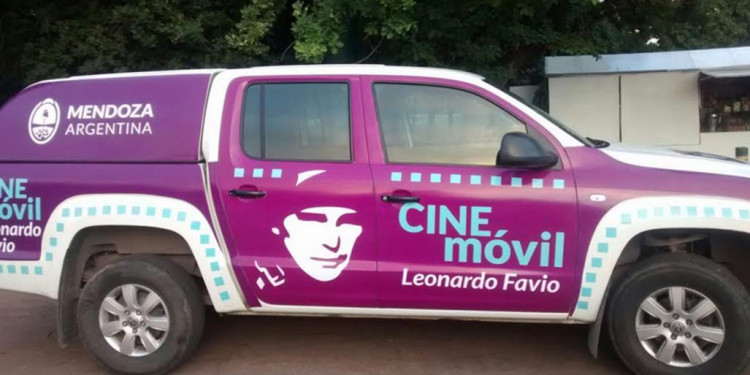Cine Móvil "Leonardo Favio" 