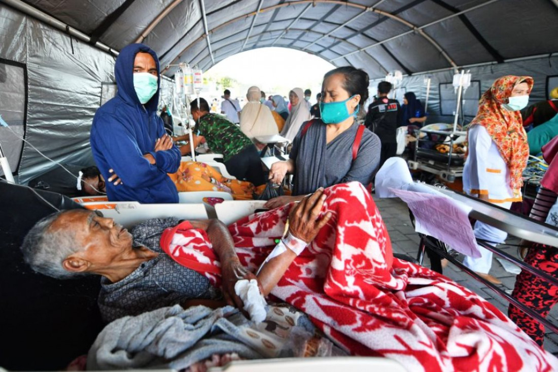 Imágenes: un terremoto dejó casi un centenar de muertos en Indonesia