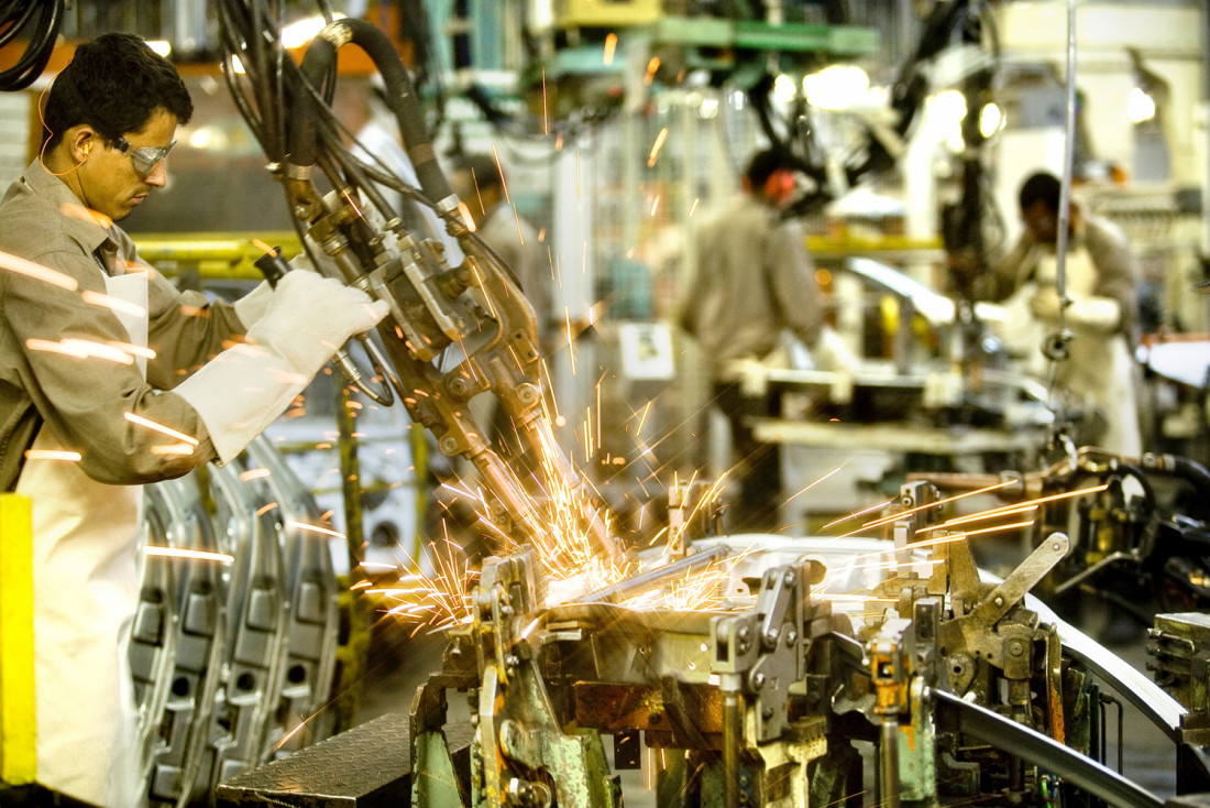 La economía creció 3,3% en mayo con el rebote de la industria